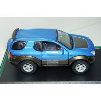 Isuzu VehiCros sininen